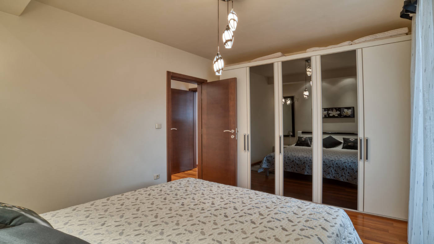 Квартира, 840 м², 340 000$ — FAKTOR